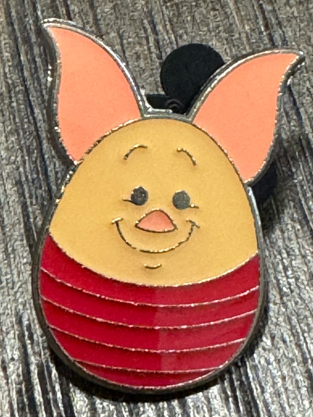 5/$25 Disney Winnie the Pooh‎ Piglet Easter Egg Pin